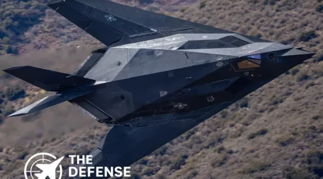 F-117 Nighthawk Stealth Jet