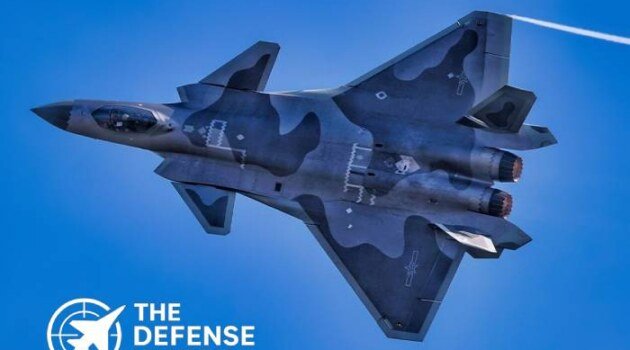 Chengdu J-20 Mighty Dragon Fighter Jet