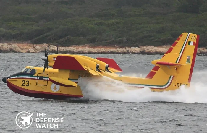 CL-415 Bombardier Images