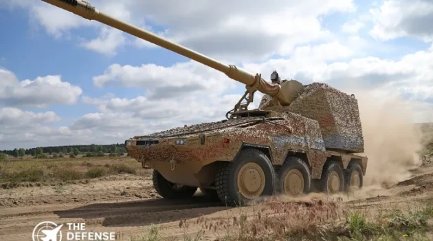 RCH 155 Artillery System