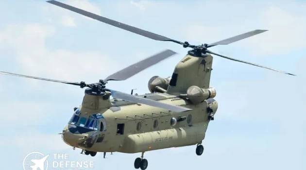 CH-47F Chinook Helicopter