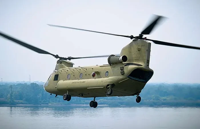 CH-47D Chinook Helicopter