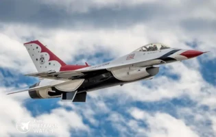 Thunderbirds F-16C Fighting Falcon