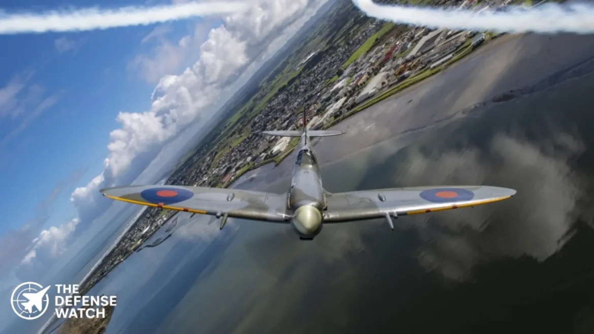 RNZAF Black Falcons display flight