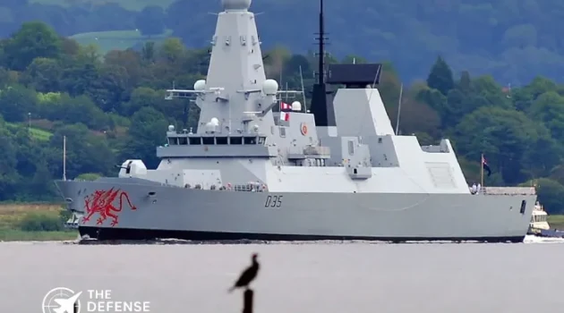 HMS Daring Type 45 Destroyer