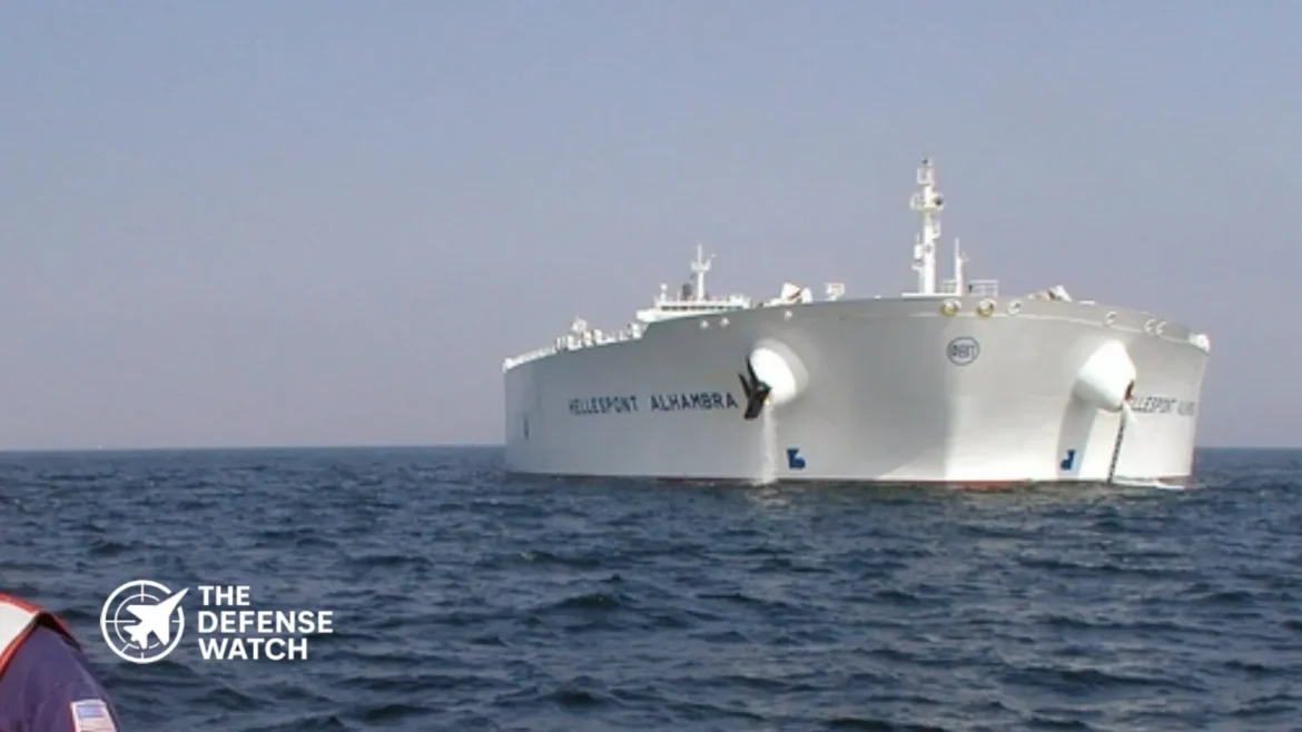 Iranian strike oil tanker