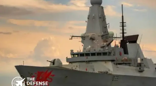 HMS Dragon Type 45 Destroyer