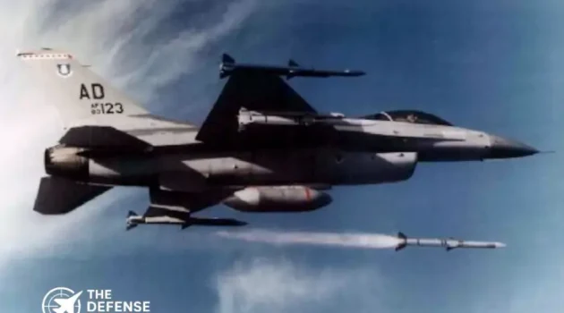 AIM-120C-8 AMRAAM